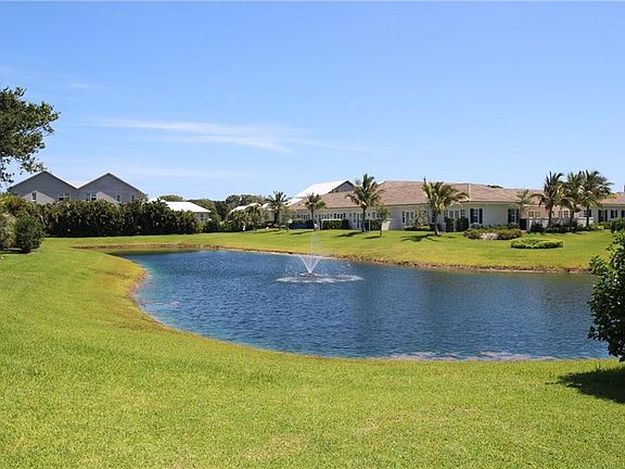 5th image of 220 Palm Island Ln