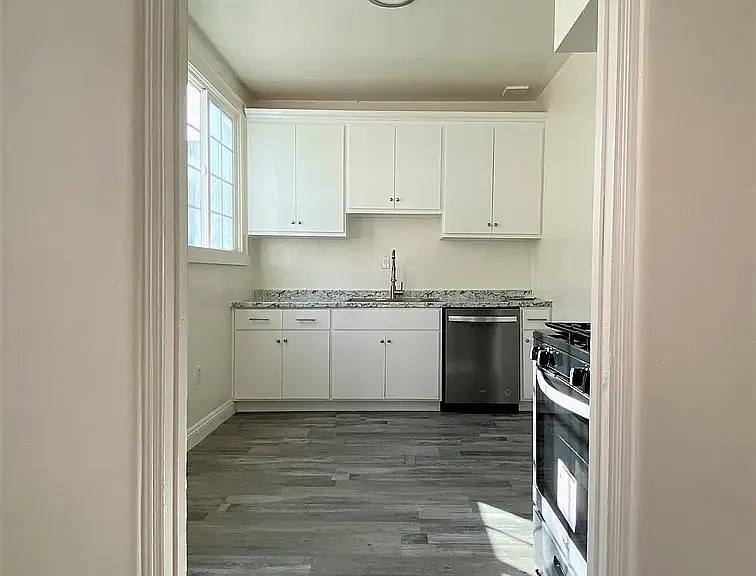 133 S Saint Andrews Pl #3 — Photo 7