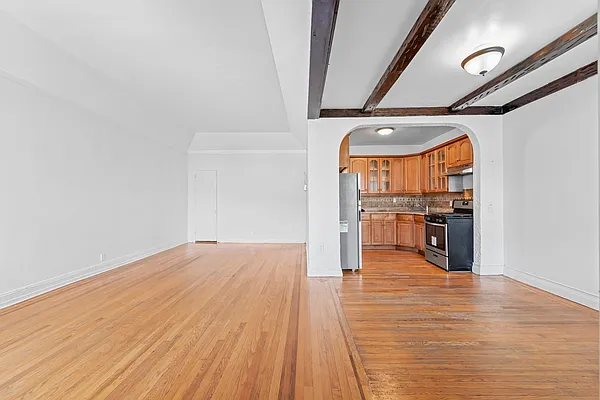 Rented by Real Broker NY LLC | media 6