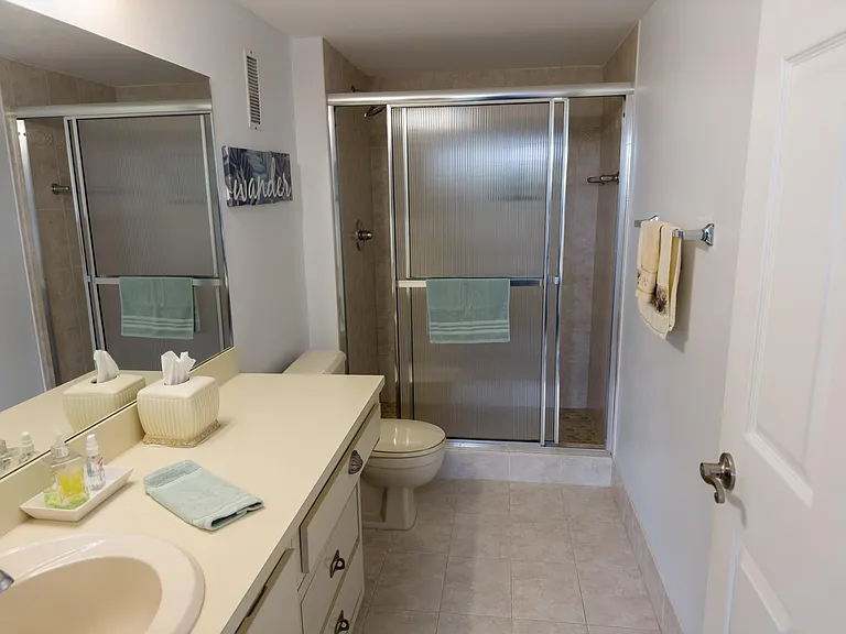 2222 N Cypress Bend Dr #403 — Photo 14