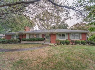 5 Magnolia Dr, Belleville, IL 62221