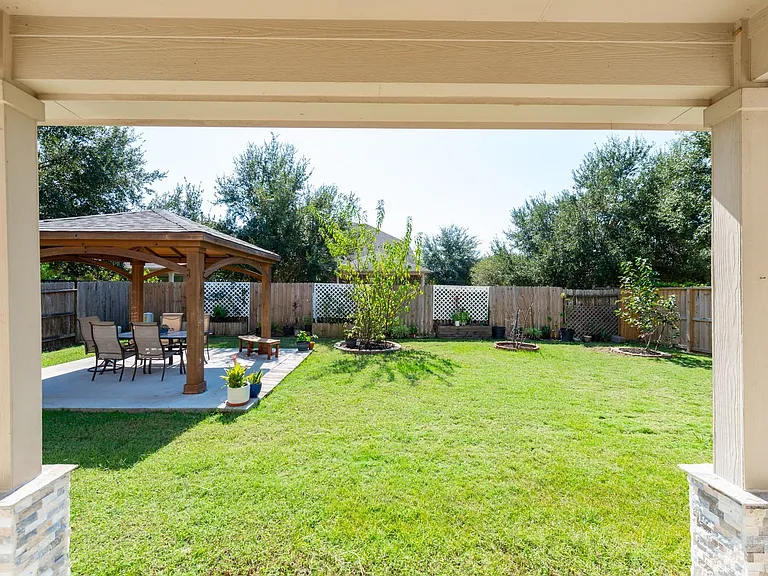 6402 Addlestone Ridge Ln — Photo 22