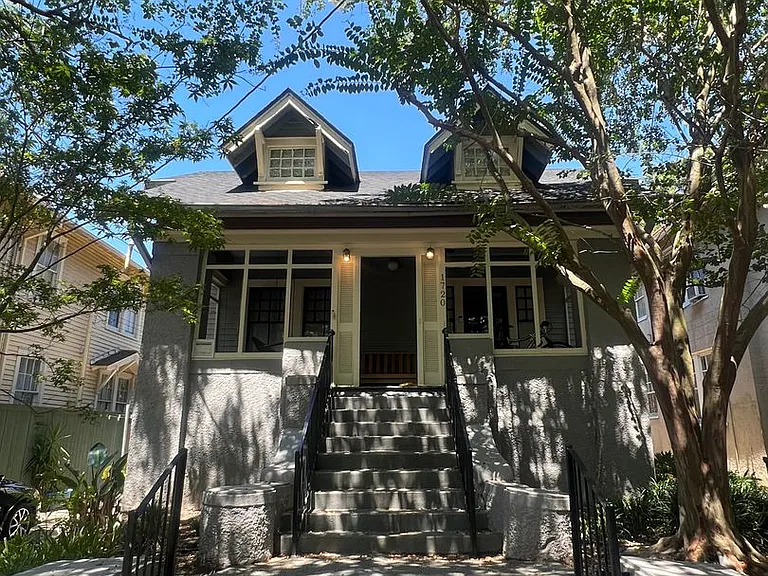 1720 Broadway St — Photo 1