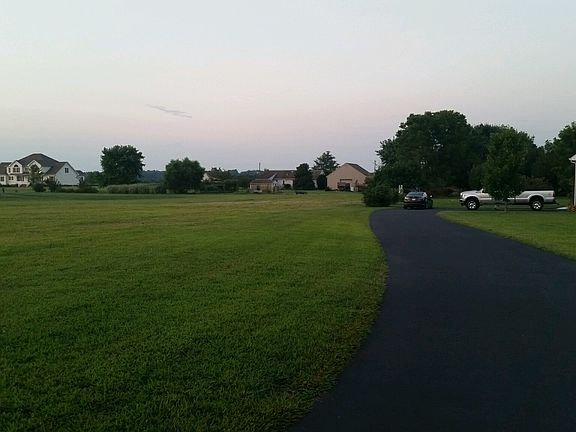 plenty of "elbow" room