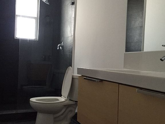 5th image of 541 13th St #14