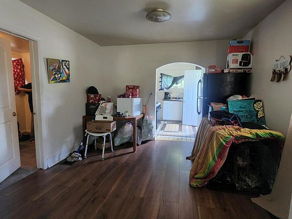 3rd image of 301 E Euclid Ave