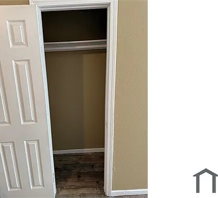 3 bed, $1,400 — Photo 3