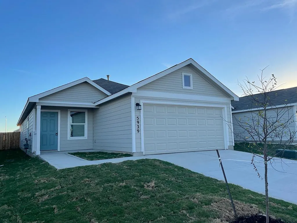 4 bed, 2.0 bath, 1627 sqft, $1,650 — Photo 1