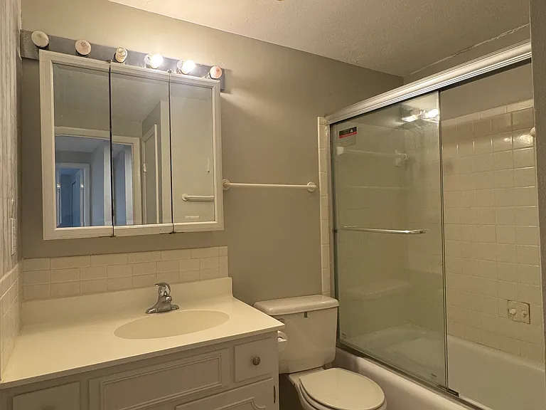 1672 Mars Hill Dr — Photo 14