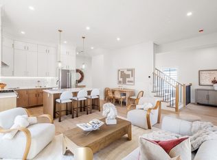 326 Lowell St #3, Somerville, MA 02145