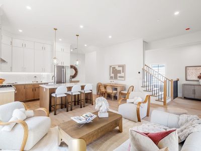326 Lowell St #3, Somerville, MA, 02145