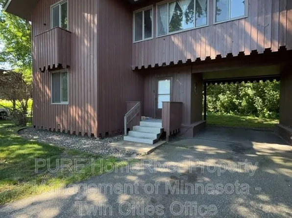 1514 N Timber Rdg, Minneapolis, MN 55432