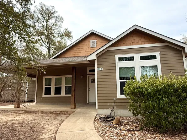 328 Old 71, Cedar Creek, TX 78612