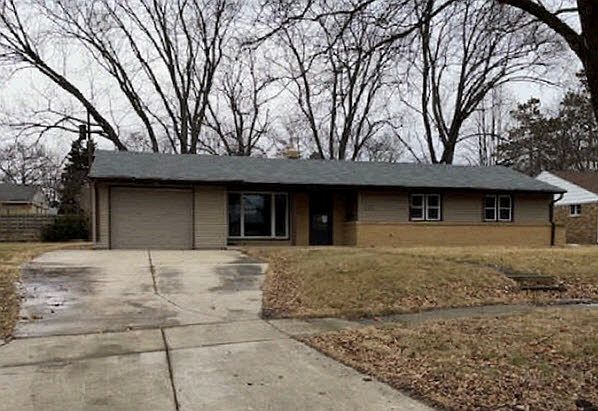 1st image of 4120 Buckingham Dr