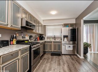 9345 S Pulaski Rd #1E, Evergreen Park, IL 60805