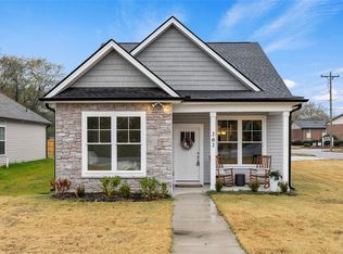 202 Breazeale St, Belton, SC 29627