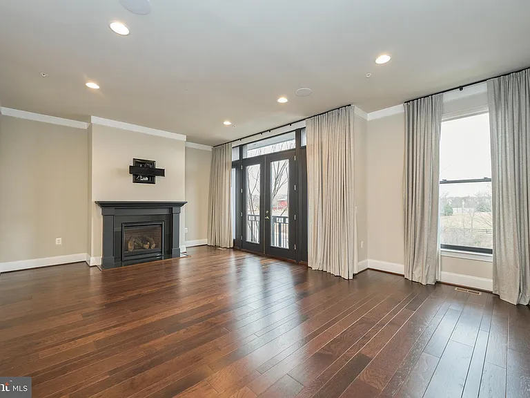 20442 Northpark Dr — Photo 21