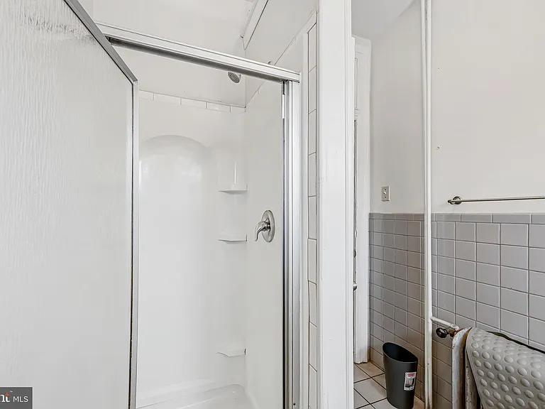 4011 Pine St — Photo 29