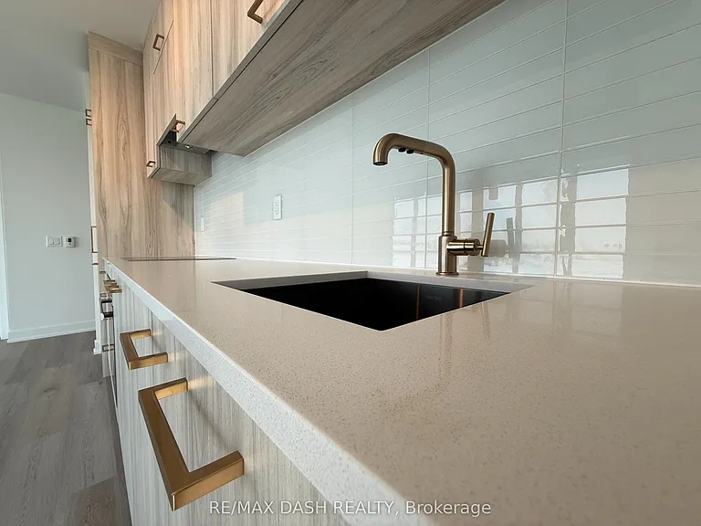 628 Church St #4602 — Photo 21