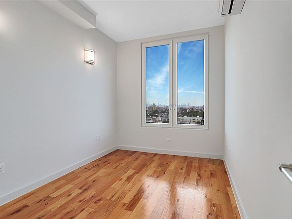 4th image of 15 Somers St #7B