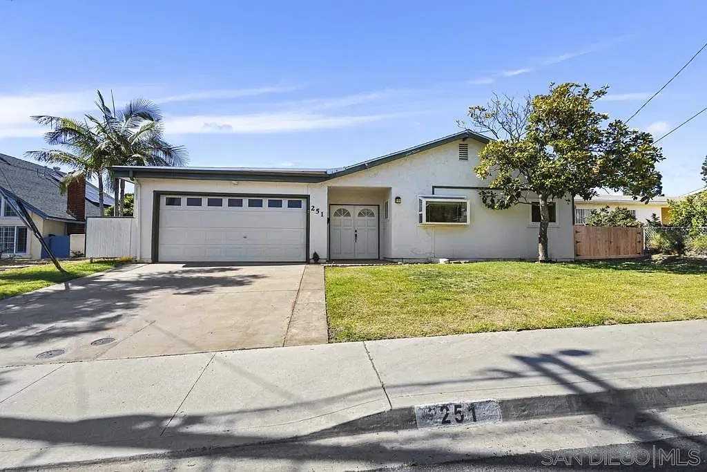 1 bed, 1.0 bath, 625 sqft, $2,000 — Photo 1