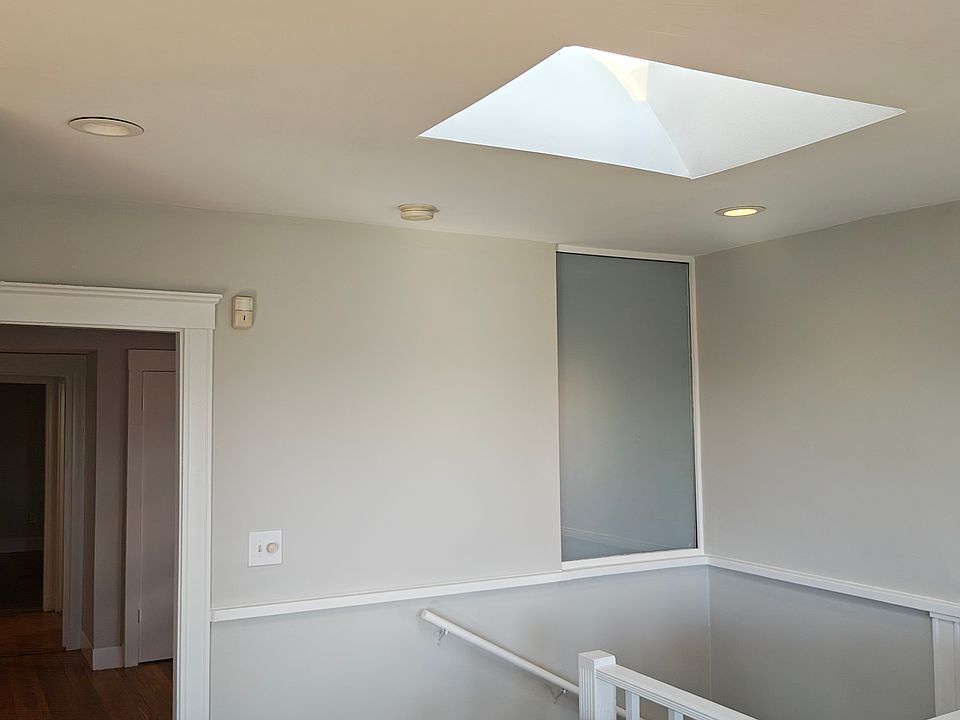 Entry Stair w/ Skylight
