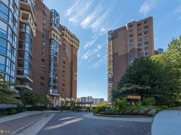 1600 N Oak St APT 212, Arlington, VA 22209