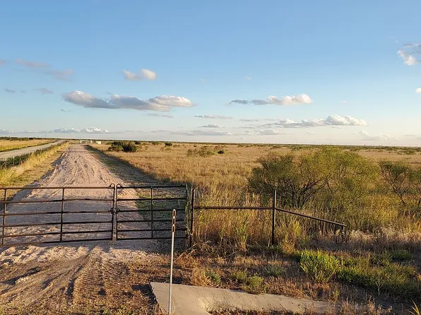 10900 Highway 256, Silverton, TX 79257