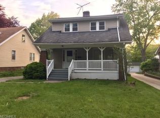 882 Montford Rd, Cleveland Heights, OH 44121