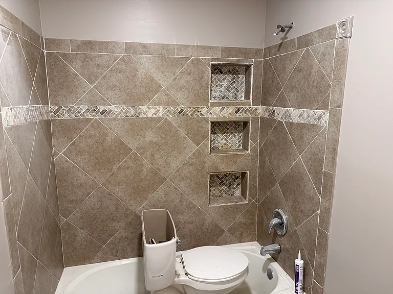 4979 Mercedes Dr — Photo 4