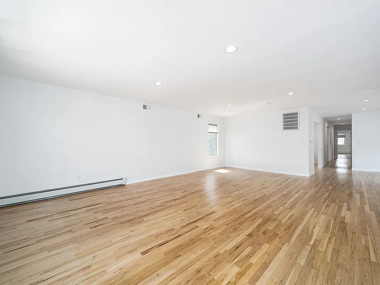 139 Cambridge Ave #1 — Photo 3