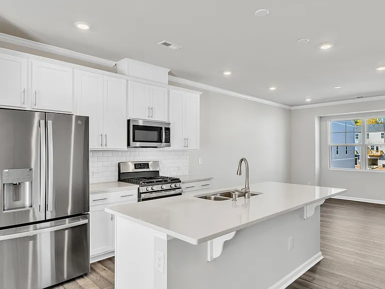 427 Carolina Springs Blvd — Photo 5