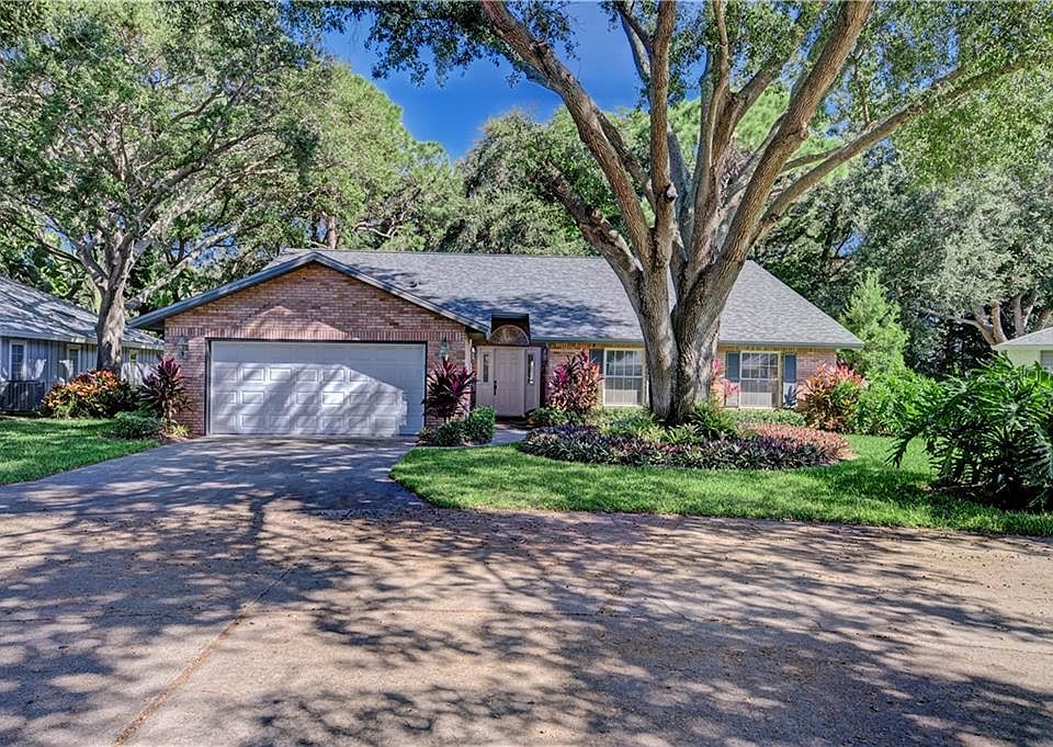 1st image of 6814 Arbor Oaks Cir