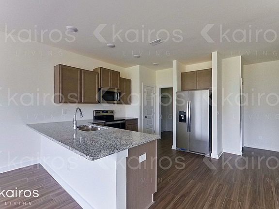 3rd image of 6407 Upchurch Dr