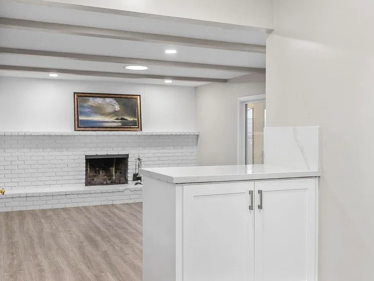 2506 Ardilla Ct — Photo 13