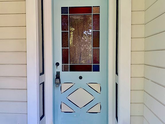 5th image of 228 Nino Way