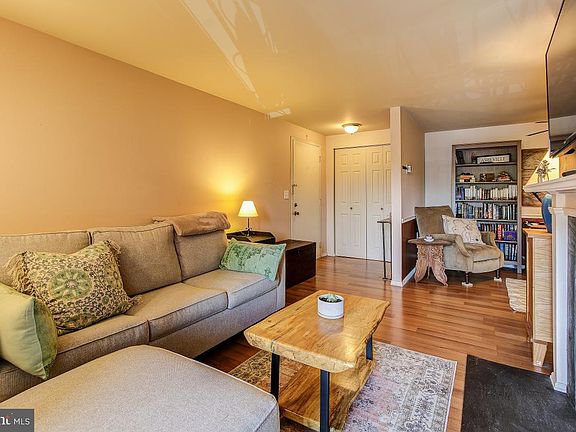 5th image of 18022 Chalet Dr #27-204