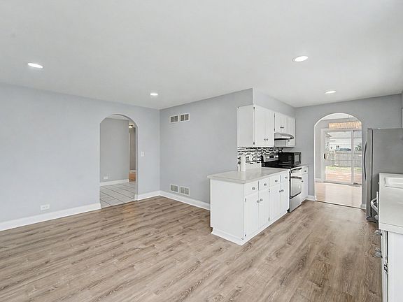 2nd image of 770 Cordial Dr