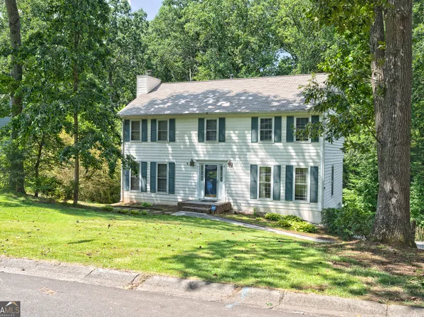 26 Flint Ridge Dr SE, Mableton, GA 30126