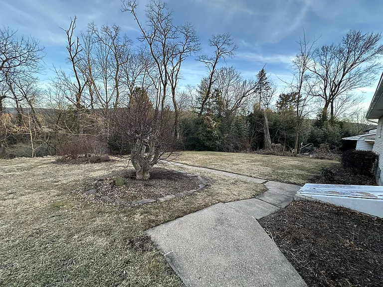 334 Berrysburg Rd — Photo 20