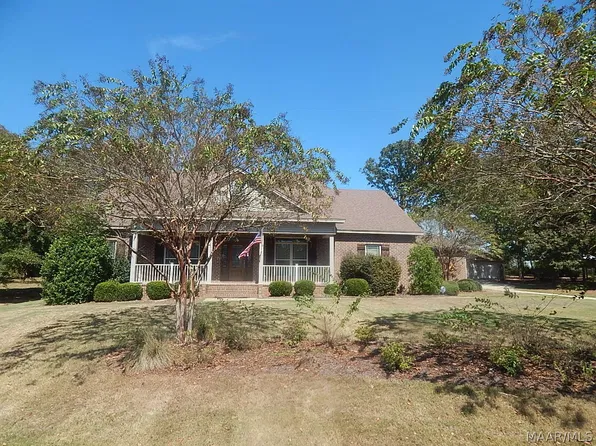 310 Hunters Rdg, Tallassee, AL 36078