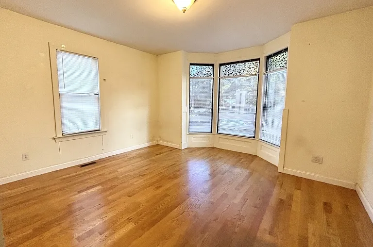 1568 Tremont St #1A — Photo 2