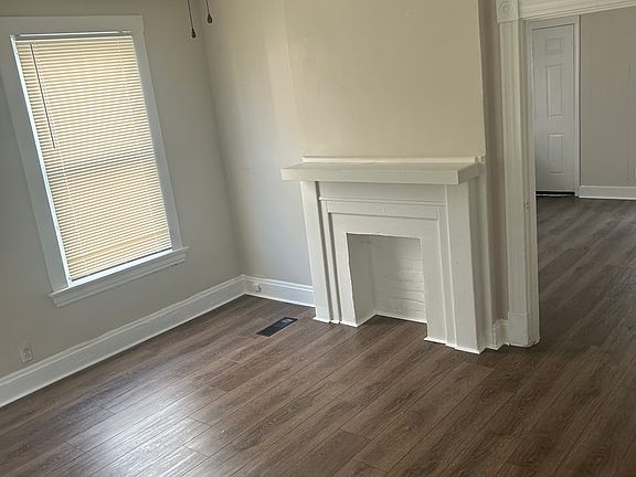 3rd image of 3191 McHenry Ave
