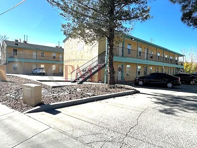 2306 S. Espina Street Unit B2 — Photo 2