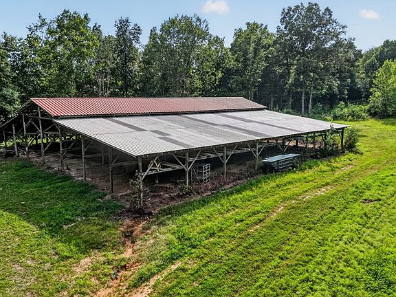 3rd image of 240 Hash Ln