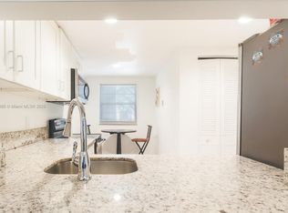9330 Lagoon Pl, Davie, FL 33324
