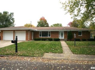 307 S Tazewell St, Mackinaw, IL