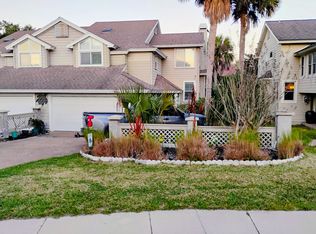 1909 Seminole Rd, Atlantic Beach, FL 32233