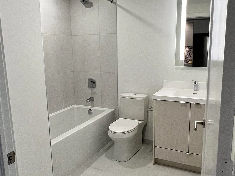 25 Cordova Ave #602 — Photo 17