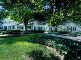 33W179 Surrey Rd, Wayne, IL 60184